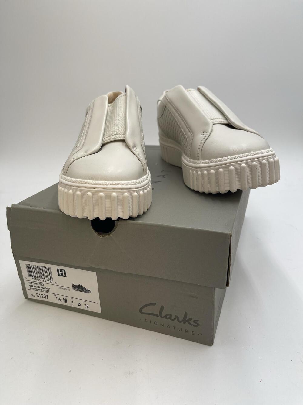 Clarks Mayhill Bay Shoes Womens Off White Leather Slip On Comfort Size 7.5